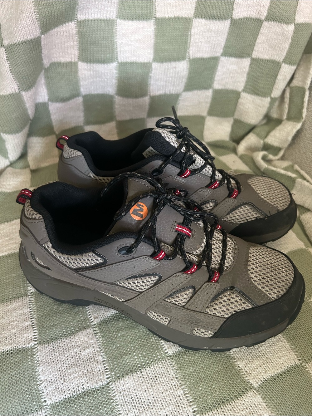 Women’s Merrell Moab 2 Low Hiking Shoes Size 7